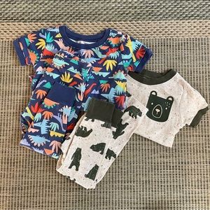 Old Navy PJ set (18-24 months)